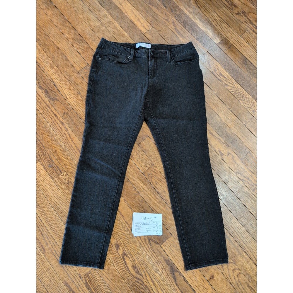 NWOT Women's No Boundaries jeans Size 15 Black Tapered Skinny Leg Stretch